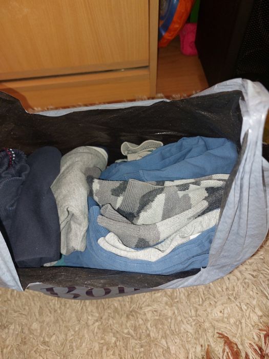 Продам детские вещи