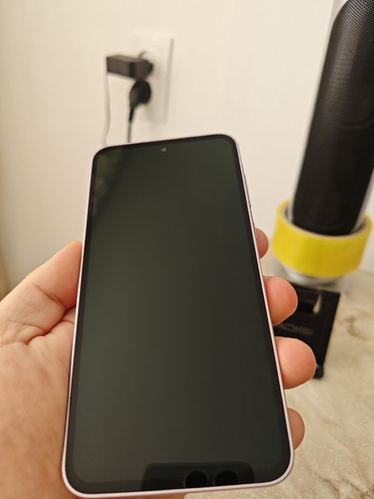 Samsung Galaxy A35 (8/256) 5G в идеале