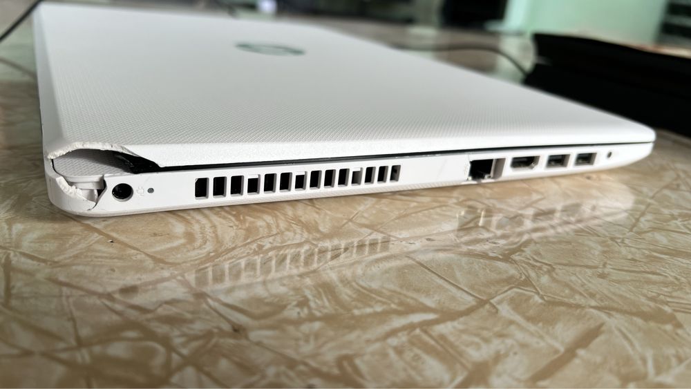 Лаптоп HP 15.6” SSD