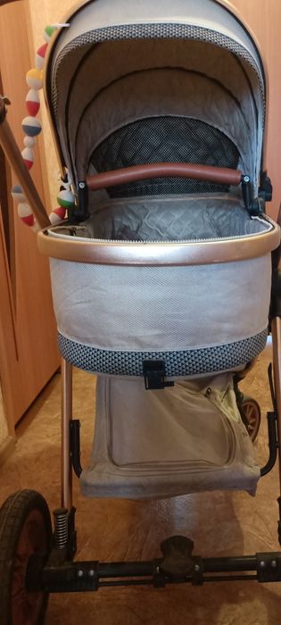 Продам детскую коляску