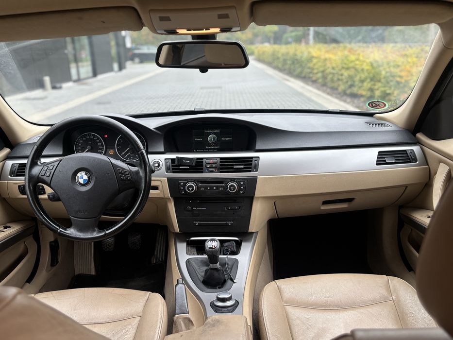 BMW 320i E90 2008
