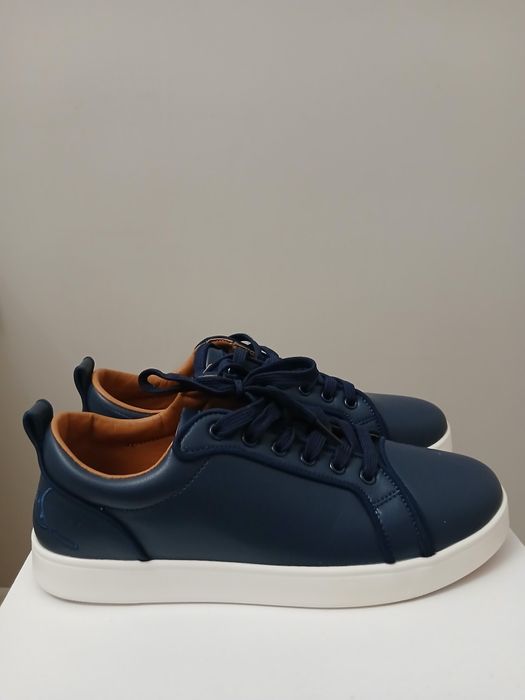 Продаётся Лабутены,LOUBOUTIN