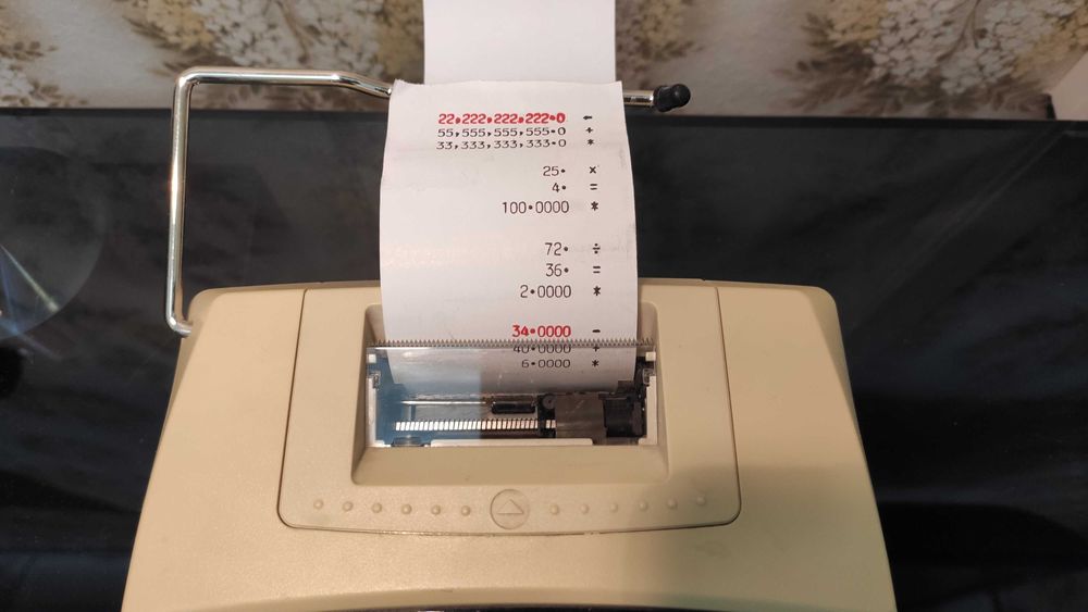 Citizen CX-85  печатающий калькулятор.