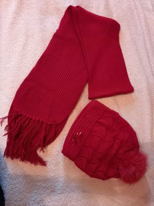 Набор: шапка и шарф