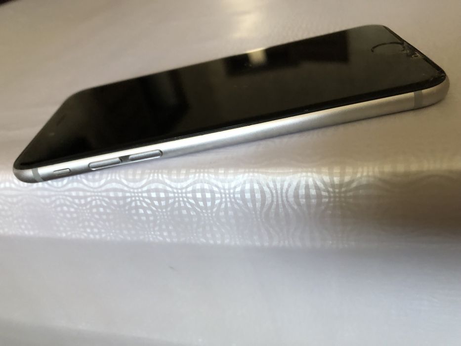 iPhone 6s б/у