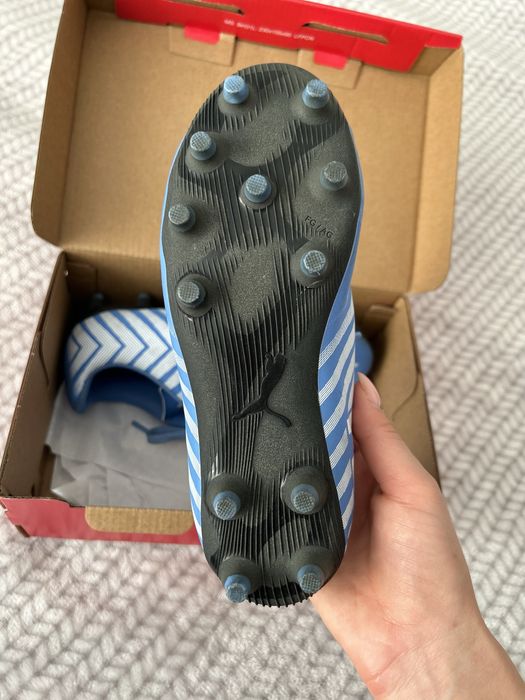 Маратонки за футбол. Кецове