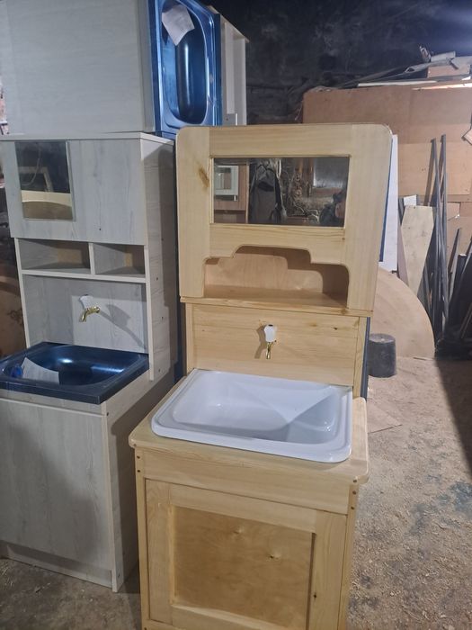 Умывальник деревянный