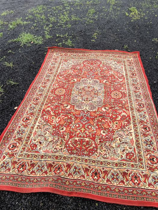 Продам ковер 2*3 метра б/у