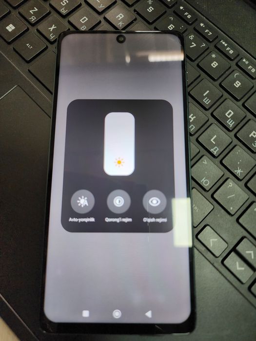 Redmi Note 13 Pro 8/256GB ekran alishgan Rasmda Holati