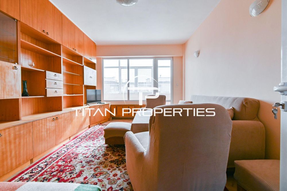 Дава се под наем Двустаен апартамент в София, Дружба 1 - 70 кв.м за 718.08 € - Снимка #1