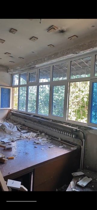 Balkon va hona akfa romlari, sifati zor, rwmpnt sababli sotiladi