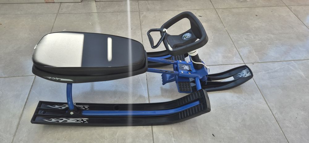 Шейна с волан чук и гек Снежко син