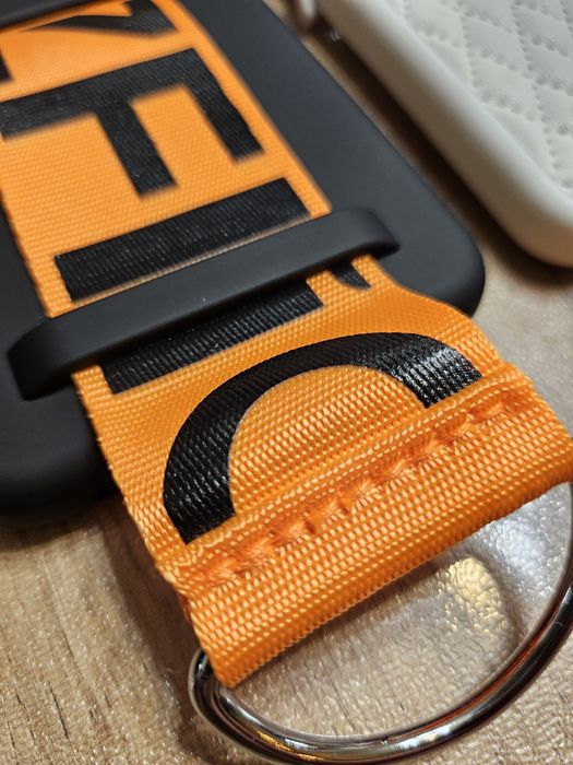 Чехол Samsung flip 4 новые