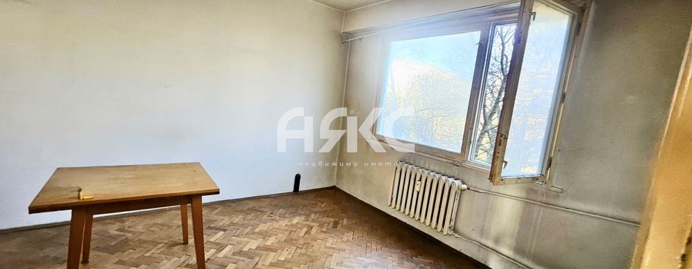 Продава се Тристаен апартамент в София, Гоце Делчев - 76 кв.м за 3093 €/кв.м - Снимка #10