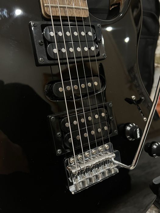 Электрогитара YAMAHA ERG 121C