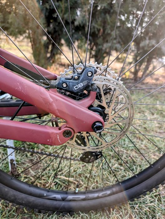 Планински велосипед Canyon Spectral 125 2022 не е Cube, Specialized