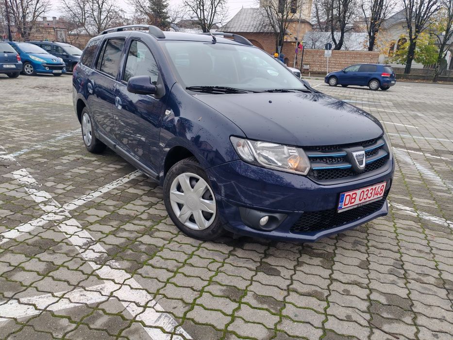 Vând Dacia Logan motor 898.benzina.