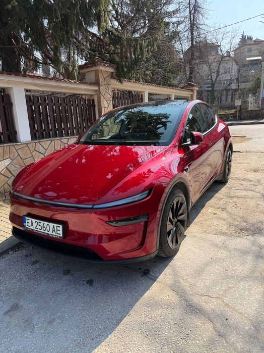 Tesla Model Y Juniper Long Range 4x4 Acceleration boost + теглич + Екстри