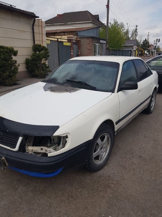 Audi 100c4 на зап части.