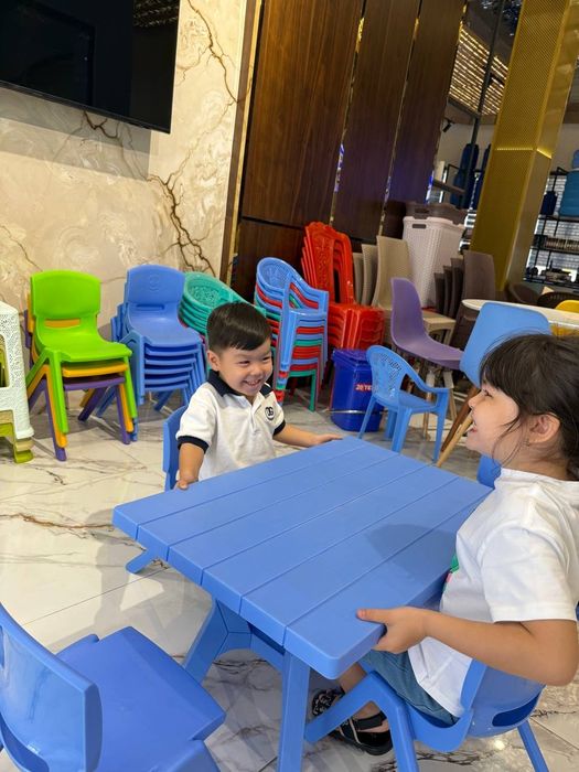 Bogʻcha uchun plastmassa stol stullar qulay sifatli detiski stol stull