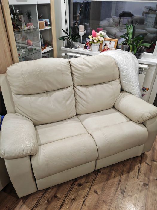 Продавам холна гарнитура 3+2+1