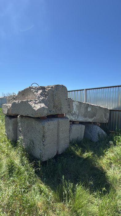 Продам блоки б/у. Самовывоз