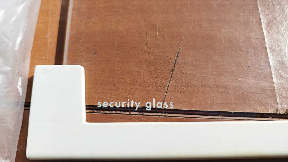 Стъклени рафтове за хладилник 2+1бр 47,5 /30,5см safety glass и решетка