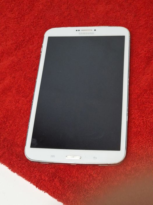 Tableta Samsung defecta. Nu se aprinde