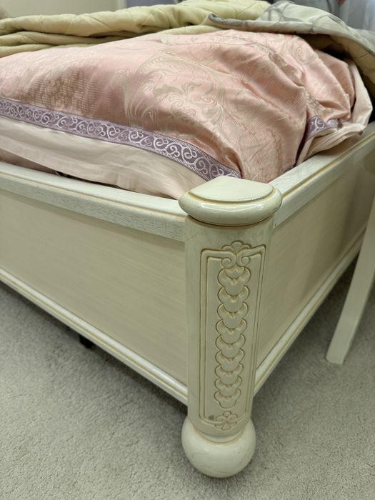 Спальня мебель.