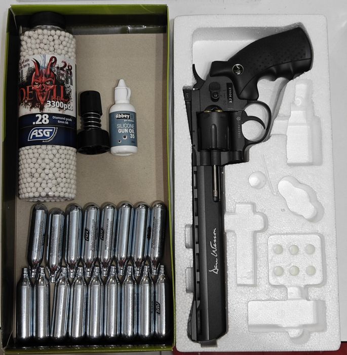 Revolver airsoft Dan Wesson 8 inch, Full Metal, CO2, 2.7J