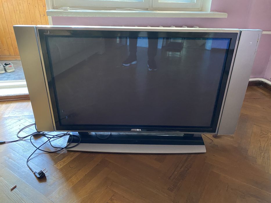 Продам телевизор