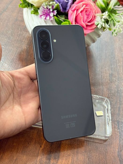 Samsung a37 5G 8gb