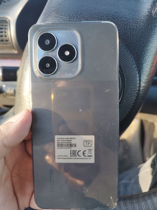 Продам realmi note 50