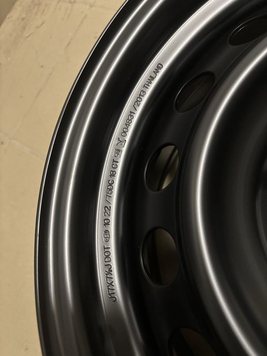 Диск оригинал на Hilux