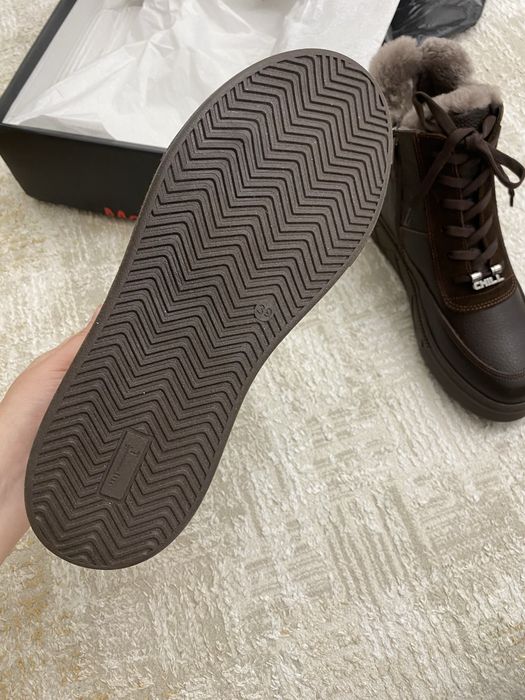 Обувь ботинки коричневого цвета