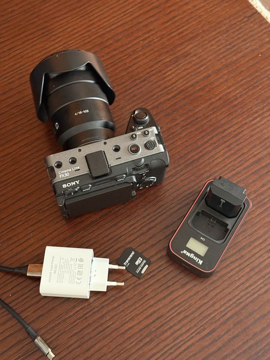 Sony Fx 30 и Sony 18-105 обектив
