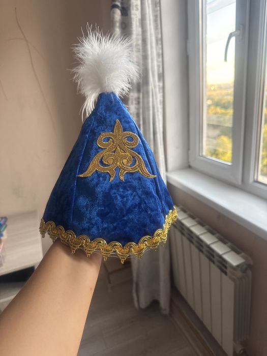 Продам найиональное платье на девочку
