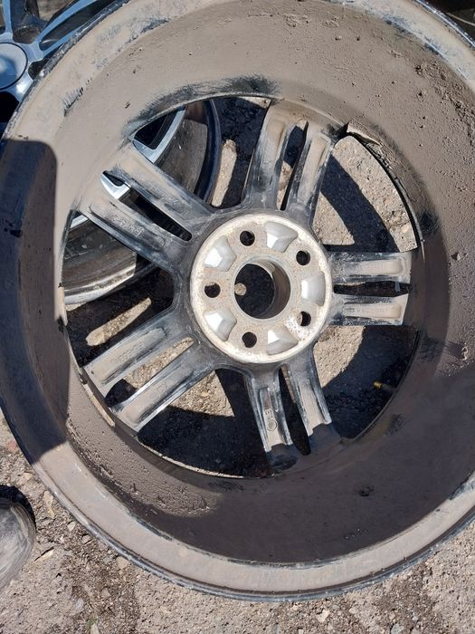 4 диска R16 Vector. Разболтовка 5×100.