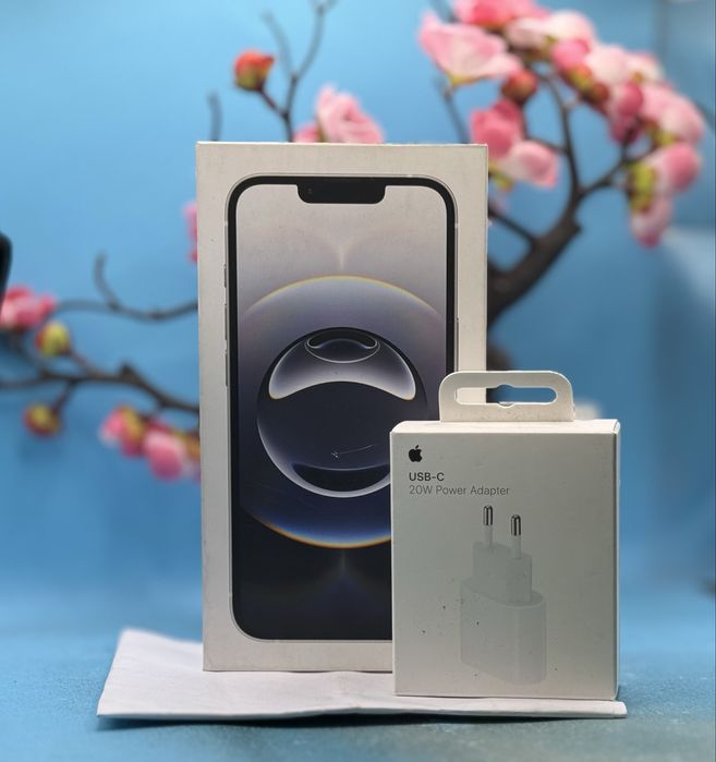 НОВ!!! Apple iPhone 16e, 128GB, 5G, White + подарък адаптер Apple