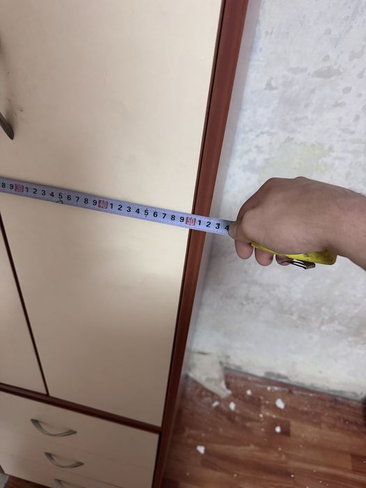 Шкаф , пенал для одежды