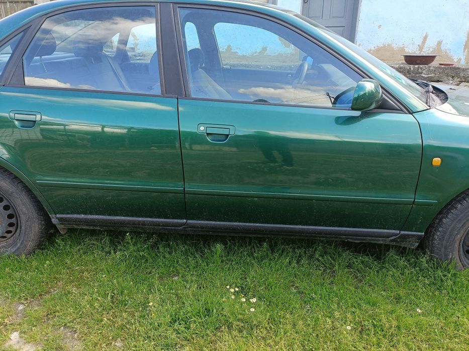 AUDI A4 1998 — imagine 3