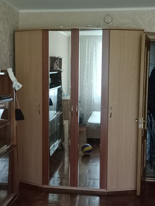 Спальный гарнитур