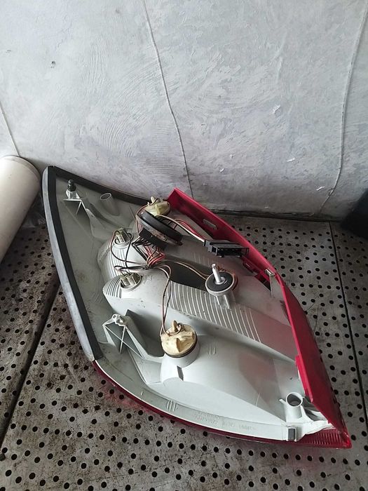 Stop tripla lampa dreapta skoda fabia 2 5j 5j6945096 5j6945112