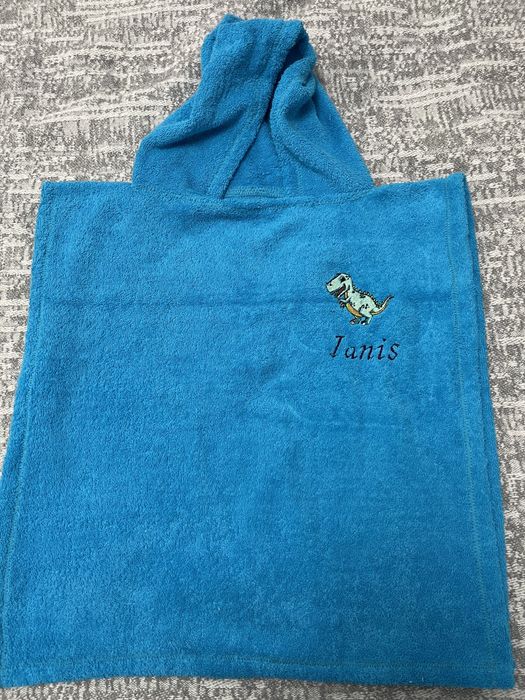 Prosop poncho personalizat