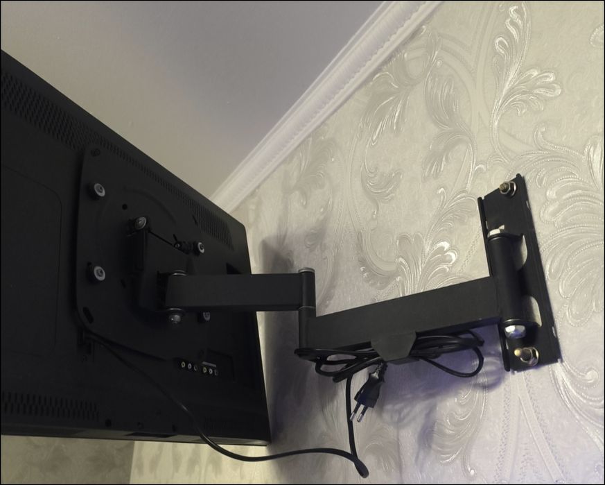 Телевизор Haier модель LE28M600