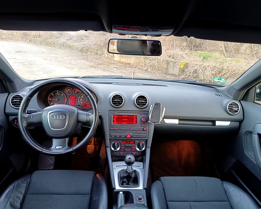 Лек автомобил Ауди А3 Слайн Audi A3 Sportback Sline 2.0tdi 140 bmm