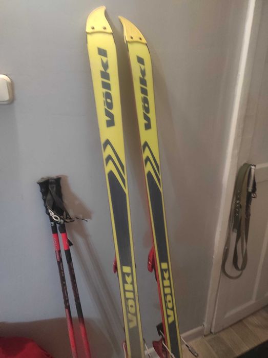 Лыжи горные с ботинками