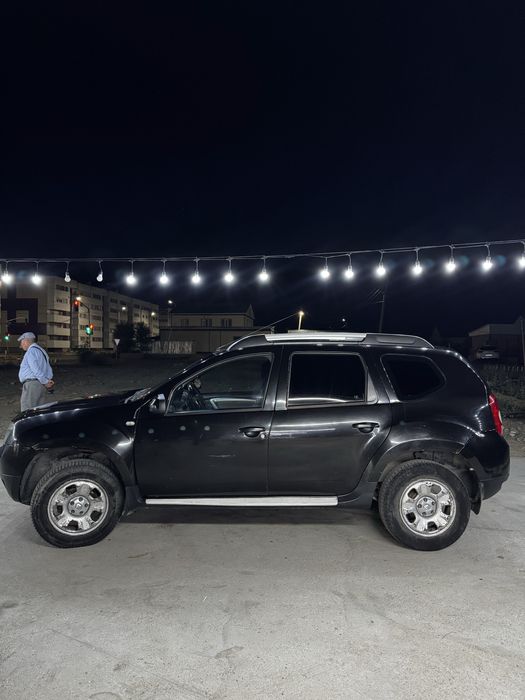 Продам renault duster 2013 года рено дастер