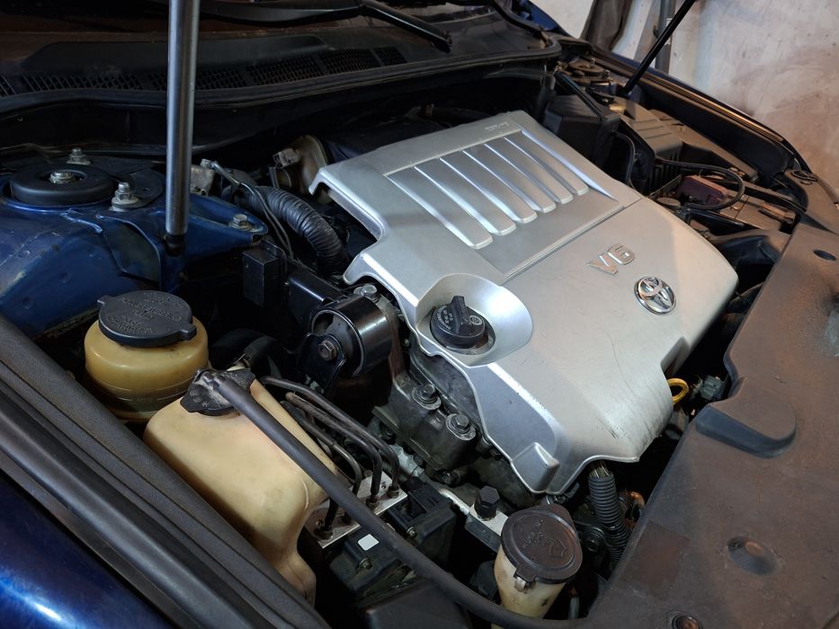 Продам камри 40.