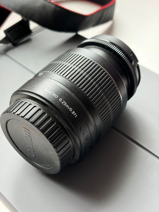 Canon eos 4000D, фотоапарат